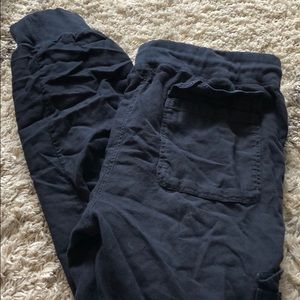 aritzia cargo joggers